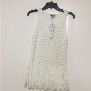 Ivory DKNY knitted top size small fun wear